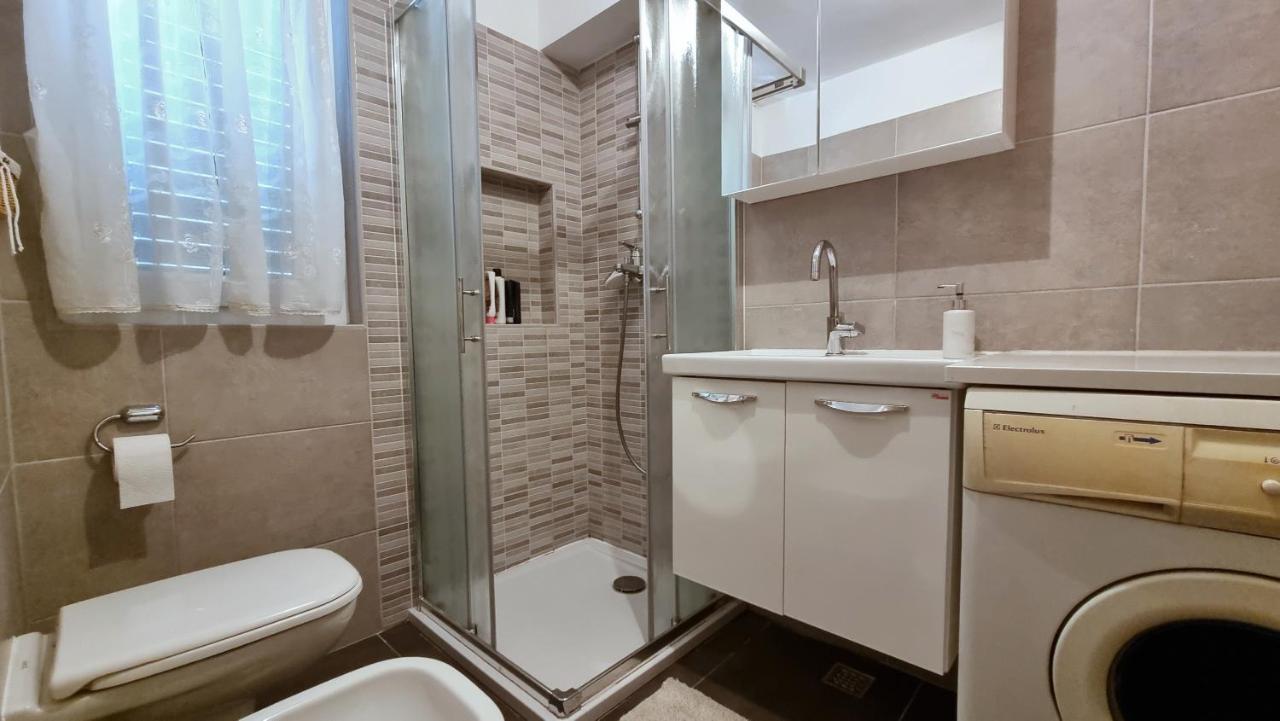 Apartment Tica Omis Exterior photo